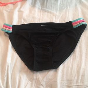Xhilaration bikini bottoms. Great condition.